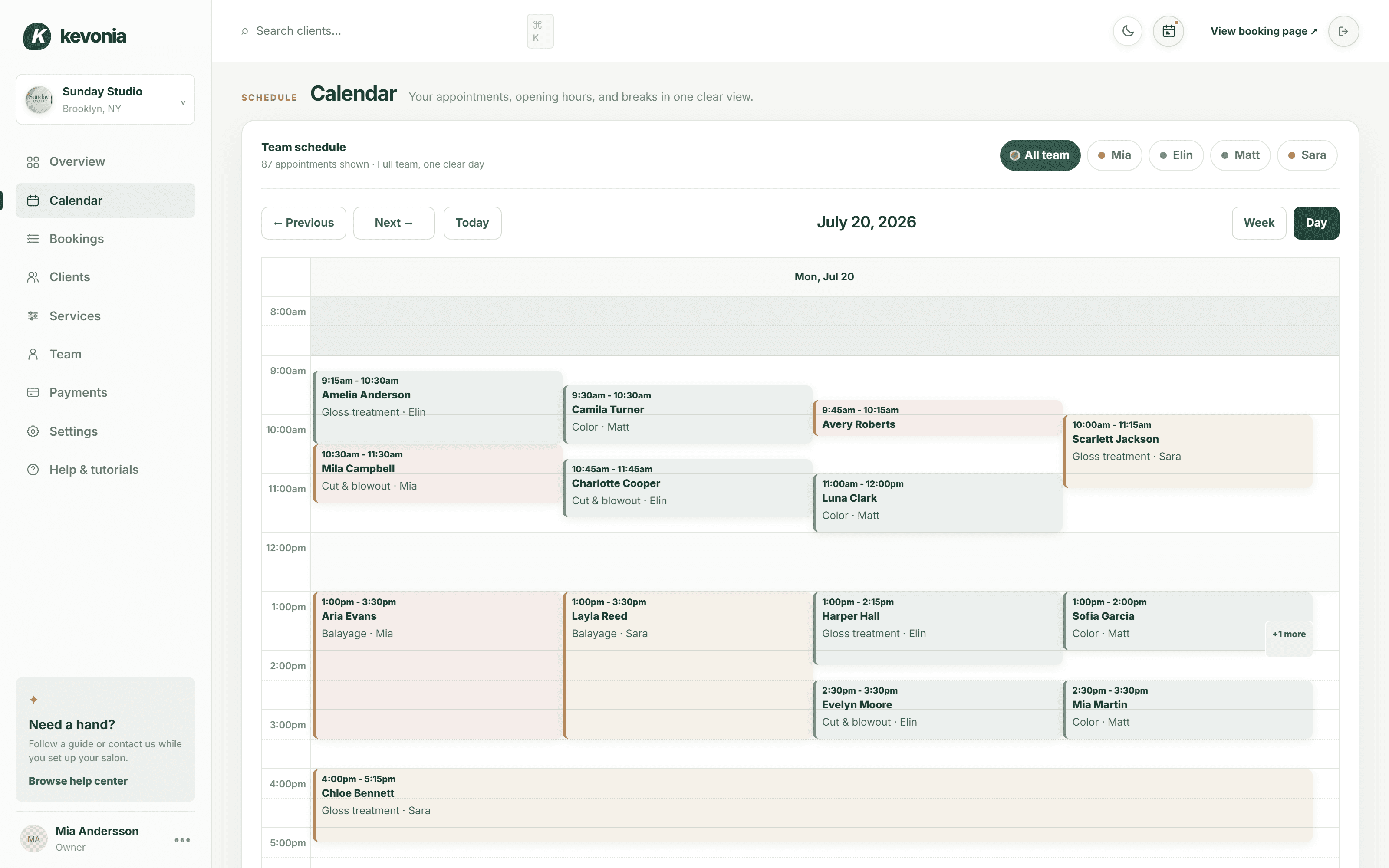 Weekly salon appointment calendar in Kevonia with color-coded bookings per professional